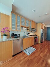2033 2nd Ave, Unit 1505 in Seattle, WA - Building Photo - Building Photo