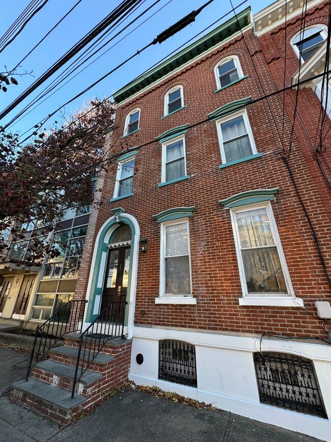 918 W Turner St-Unit -3rd Floor in Allentown, PA - Building Photo - Building Photo