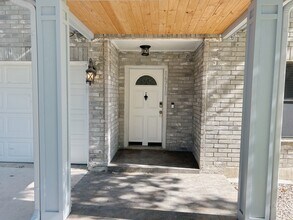 16718 Stoney Glade in San Antonio, TX - Building Photo - Building Photo