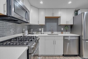 15 Auburn St, Unit #1R in Boston, MA - Building Photo