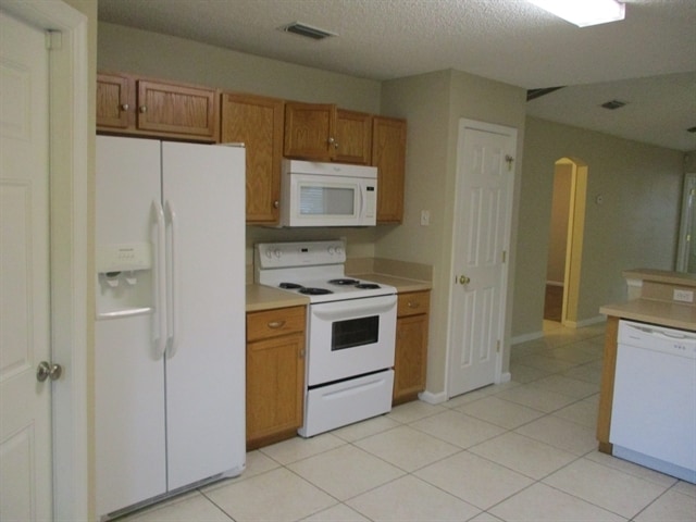 4511 Loveland Pass Dr E in Jacksonville, FL - Building Photo - Building Photo