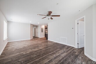 1100 Commons Blvd in Myrtle Beach, SC - Building Photo - Building Photo