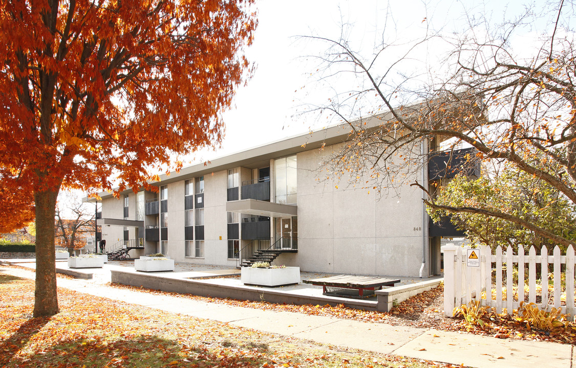 Park Terrace Apartments in Ann Arbor, MI - Building Photo