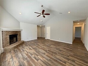 2611 Fountainview Dr in Corinth, TX - Building Photo - Building Photo