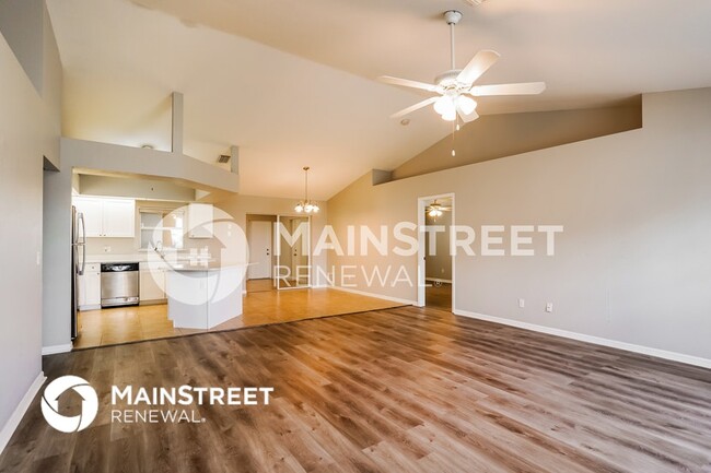 2108 NE 15th Ln in Cape Coral, FL - Building Photo - Building Photo