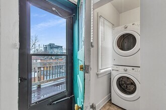 823 E Johnson St, Unit 4 in Madison, WI - Building Photo - Building Photo