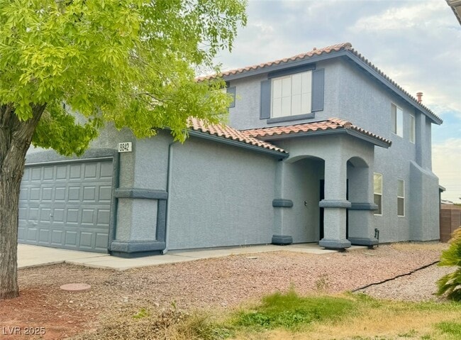 8842 Sierra Linda Dr in Las Vegas, NV - Building Photo - Building Photo
