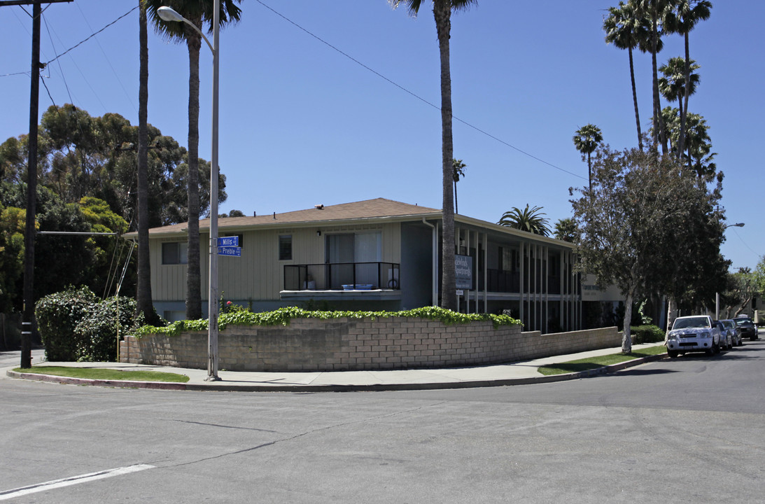 Tradewinds Apartments in Ventura, CA - Building Photo