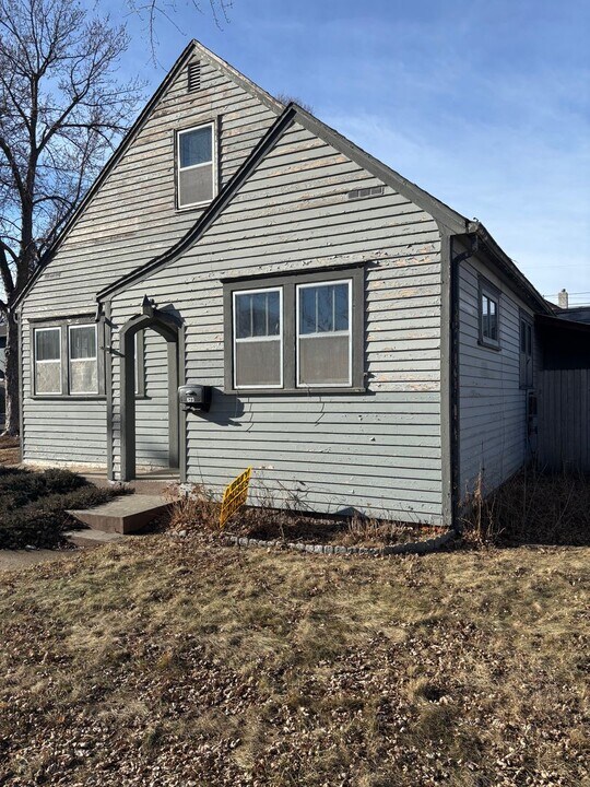 623 S Willow Ave in Sioux Falls, SD - Foto de edificio