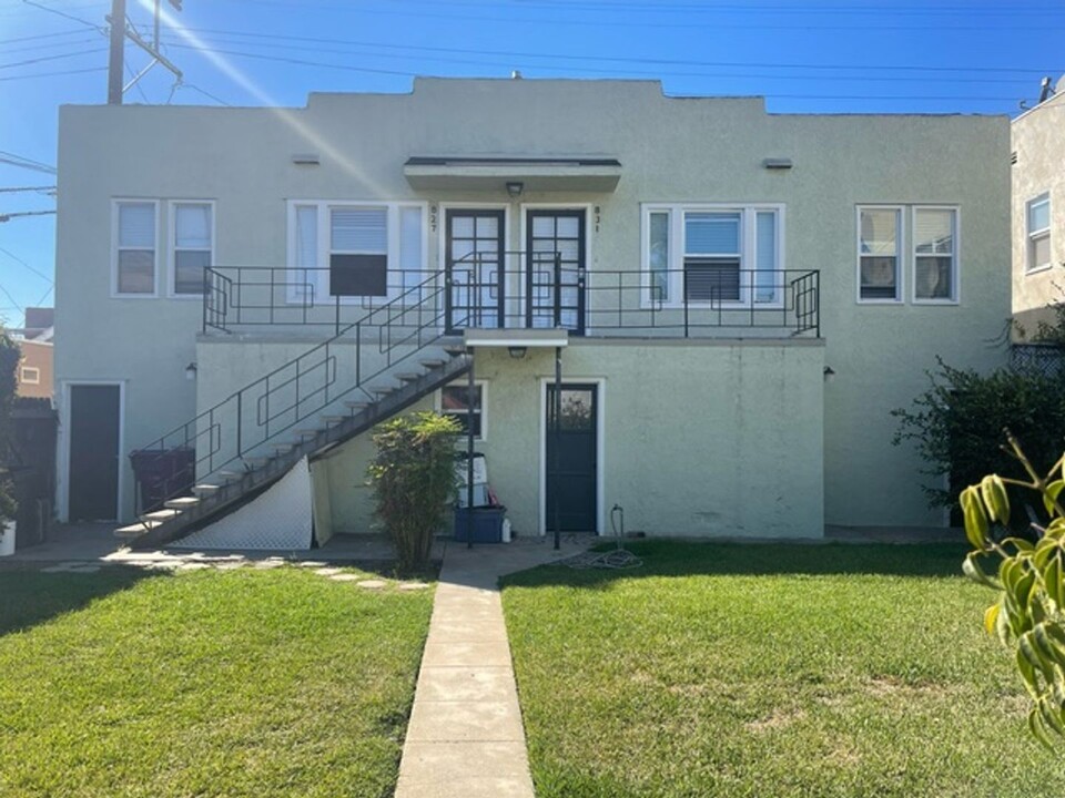 827 Cedar Ave-Unit -831 in Long Beach, CA - Building Photo