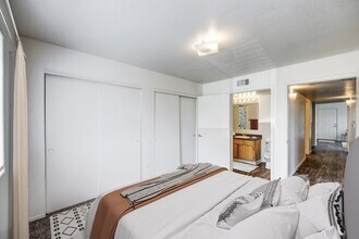 Portola Del Sol in Las Vegas, NV - Foto de edificio - Building Photo