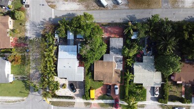 2510 Wiley St in Hollywood, FL - Building Photo - Building Photo
