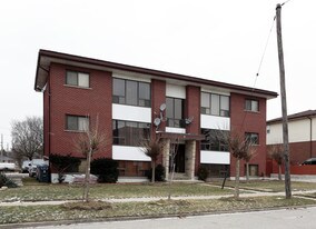 17 Drew St in Guelph, ON - Building Photo