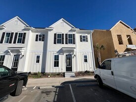 2800 Cook Cir in Myrtle Beach, SC - Building Photo