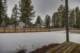 1330 Gilmore Lake Rd in South Lake Tahoe, CA - Building Photo - Building Photo