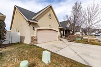 3668 W Plymouth Rock Cv in Lehi, UT - Foto de edificio - Building Photo