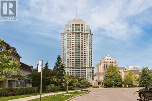 17 Barberry Pl in Toronto, ON - Building Photo