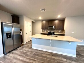 17407 Million Lks Ct in Clermont, FL - Building Photo - Building Photo