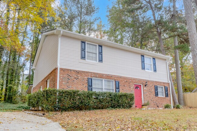 7021 Mine Creek Lane in Raleigh, NC - Building Photo - Building Photo