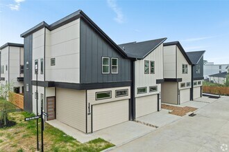 13102 Beauty Berry Ridge Ln in Cypress, TX - Foto de edificio - Building Photo