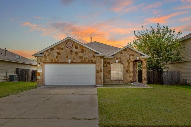 property at 2009 Blewett Dr