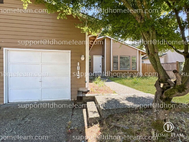 1813 SW 355th Pl in Federal Way, WA - Building Photo - Building Photo