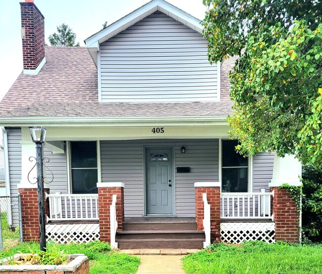 property at 405 N Aurora St