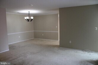 8040 Needwood Rd in Derwood, MD - Building Photo - Building Photo