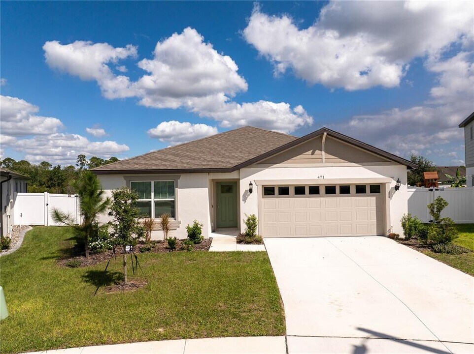471 Pine Tree Blvd in Lake Alfred, FL - Building Photo