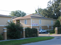 Columbia Park Apartments in Tampa, FL - Foto de edificio - Building Photo