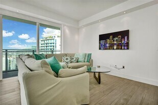 1080 Brickell Ave, Unit # 3006 in Miami, FL - Building Photo