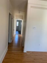 1300 6th Ave, Unit 1 in Watervliet, NY - Foto de edificio - Building Photo