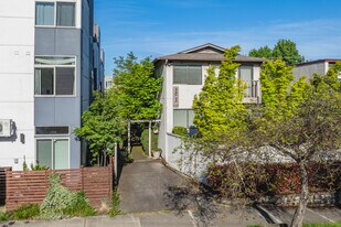 6309 42nd Ave SW in Seattle, WA - Building Photo