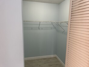 7403 17th Ave W in Bradenton, FL - Building Photo - Building Photo