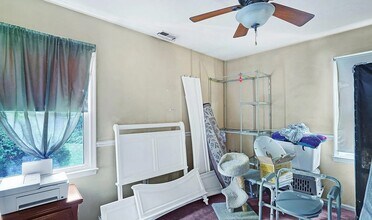 404 Carpenter St in Glassboro, NJ - Building Photo - Building Photo