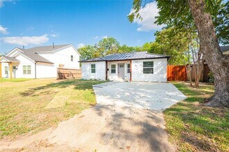 3521 Mission St in Fort Worth, TX - Building Photo - Building Photo