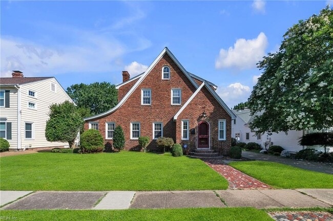 130 Meredith St in Hampton, VA - Building Photo - Building Photo