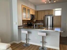 101 Market St, Unit 437 in San Diego, CA - Building Photo