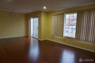 160 Vasser Dr in Piscataway, NJ - Building Photo - Building Photo