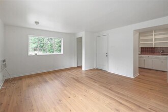 3400 Lafayette Ave in Austin, TX - Building Photo - Building Photo