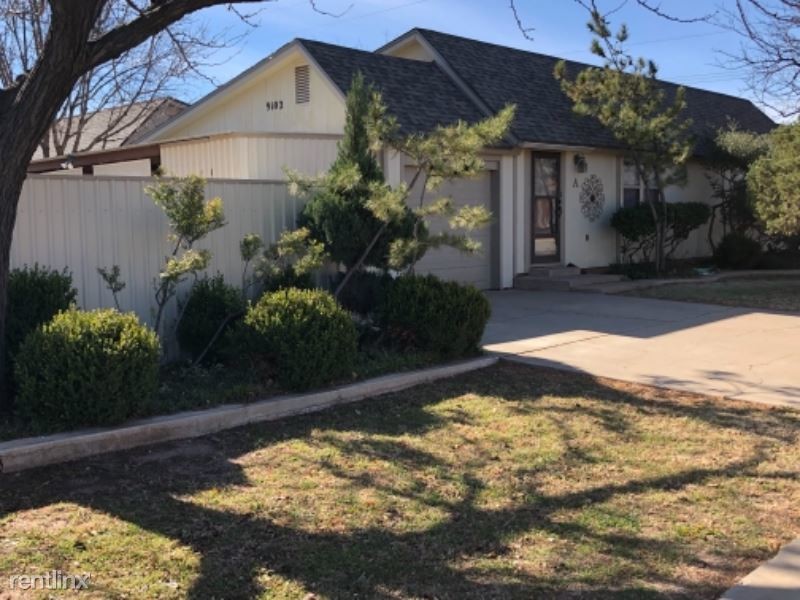 9102 Elgin Ave in Lubbock, TX - Building Photo