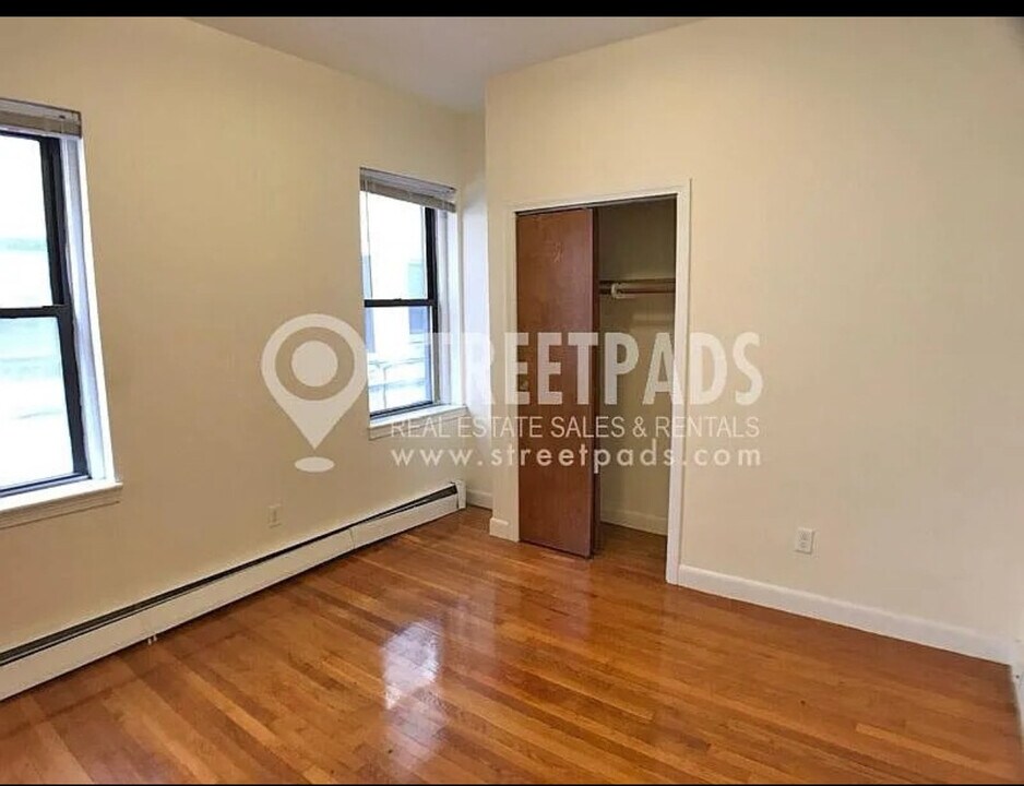 59 Brighton Ave, Unit 109 in Boston, MA - Building Photo