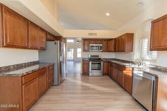 4368 W Wahalla Ln in Glendale, AZ - Building Photo - Building Photo