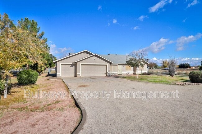 property at 21003 S 194th St