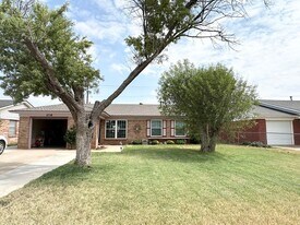 4710 Thomason Dr in Midland, TX - Building Photo