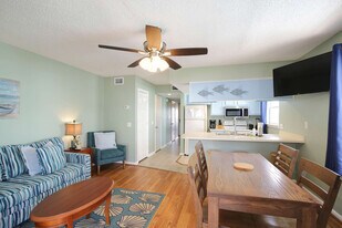 608 Carolina Beach Ave S, Unit SI ID1302670P in Carolina Beach, NC - Building Photo