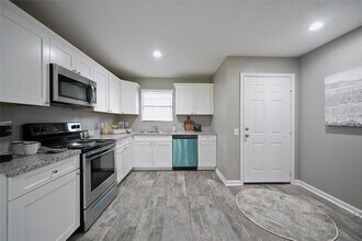 3484 Balboa Cir in Montgomery, TX - Building Photo - Building Photo