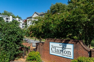 The Clarion Apartments in Decatur, GA - Foto de edificio - Building Photo