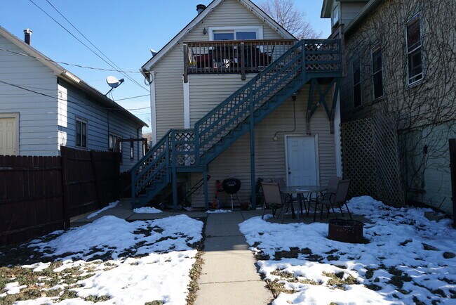 2165 S Allis St in Milwaukee, WI - Building Photo - Building Photo