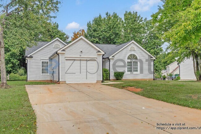 4711 Avalon Forest Ln in Charlotte, NC - Building Photo - Building Photo